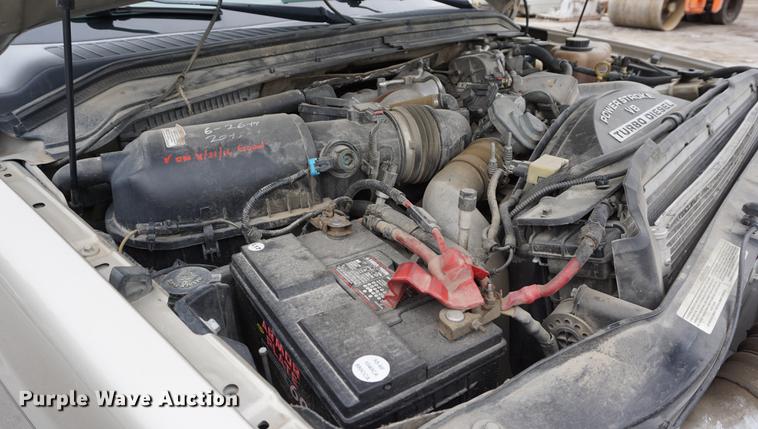 image for item DD7829 2008 Ford F350 Super Duty Crew Cab pickup truck