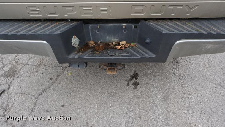 image for item DD7829 2008 Ford F350 Super Duty Crew Cab pickup truck