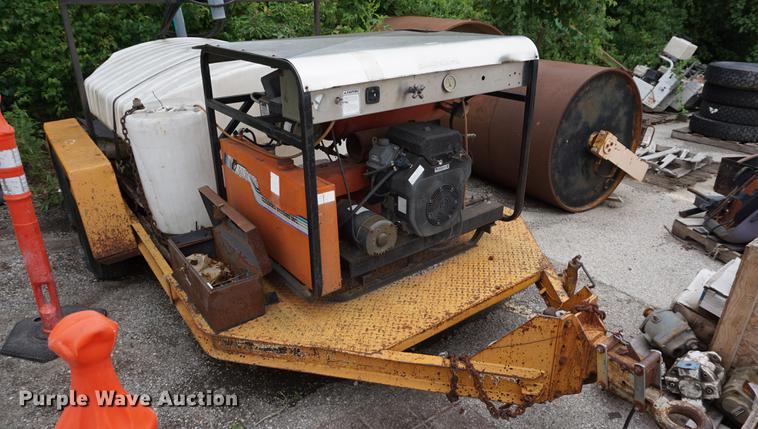 image for item DD7830 1985 Trail King TK6 equipment trailer
