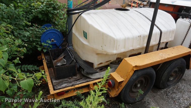 image for item DD7830 1985 Trail King TK6 equipment trailer