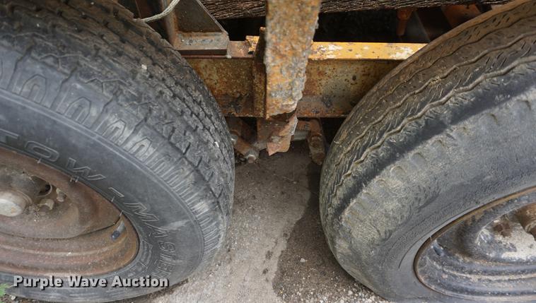 image for item DD7830 1985 Trail King TK6 equipment trailer