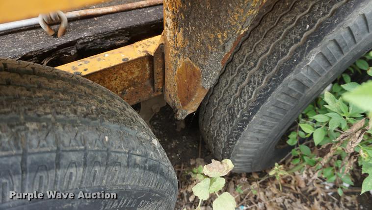 image for item DD7830 1985 Trail King TK6 equipment trailer