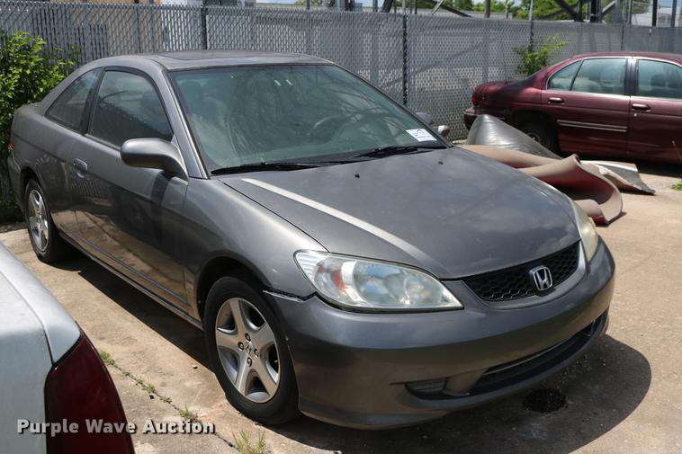 image for item DD8227 2004 Honda Civic