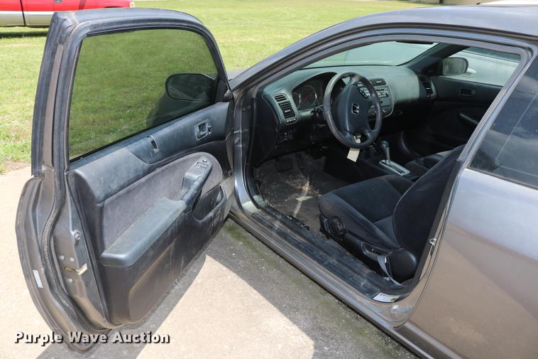 image for item DD8227 2004 Honda Civic