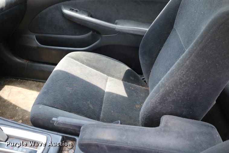 image for item DD8227 2004 Honda Civic