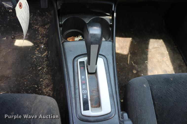 image for item DD8227 2004 Honda Civic