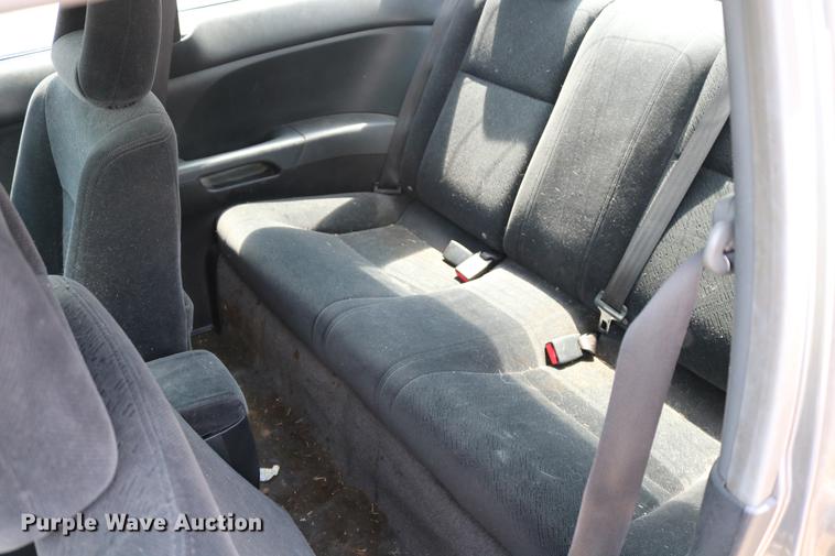 image for item DD8227 2004 Honda Civic