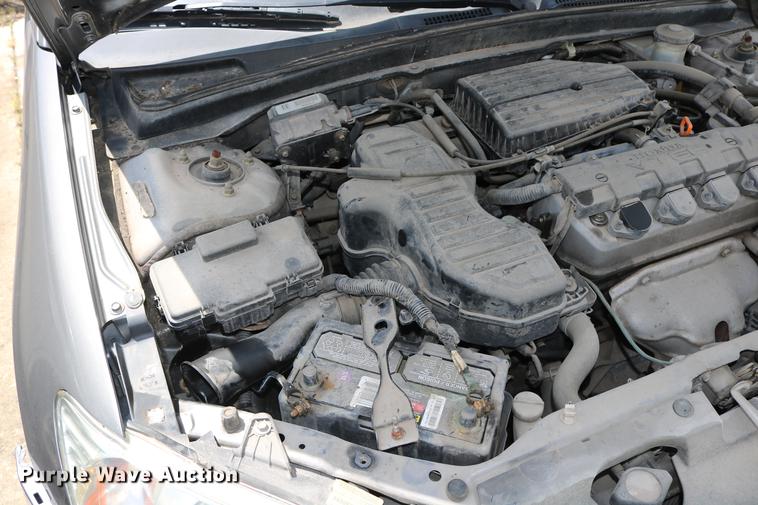 image for item DD8227 2004 Honda Civic