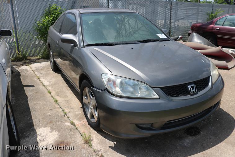 image for item DD8227 2004 Honda Civic