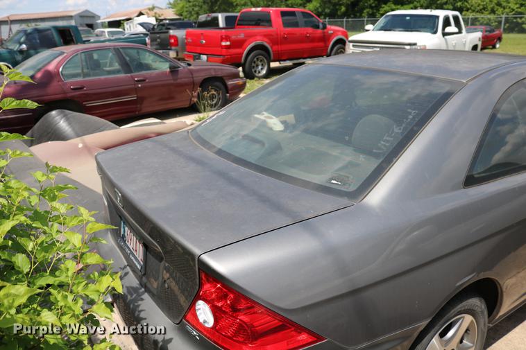 image for item DD8227 2004 Honda Civic