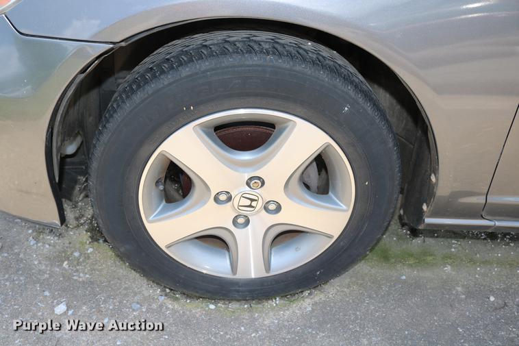 image for item DD8227 2004 Honda Civic