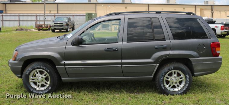 image for item DD8228 2002 Jeep Grand Cherokee SUV