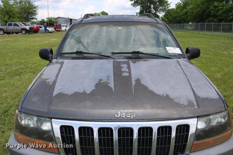 image for item DD8228 2002 Jeep Grand Cherokee SUV