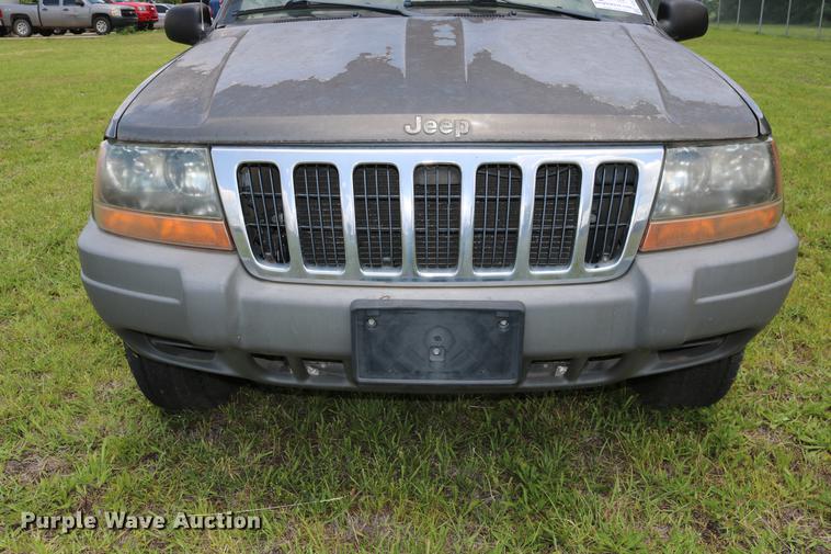 image for item DD8228 2002 Jeep Grand Cherokee SUV
