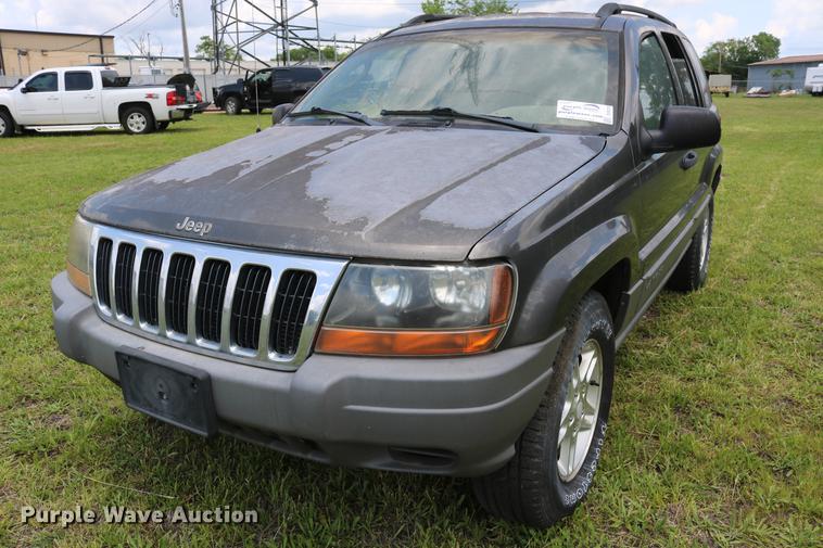 image for item DD8228 2002 Jeep Grand Cherokee SUV