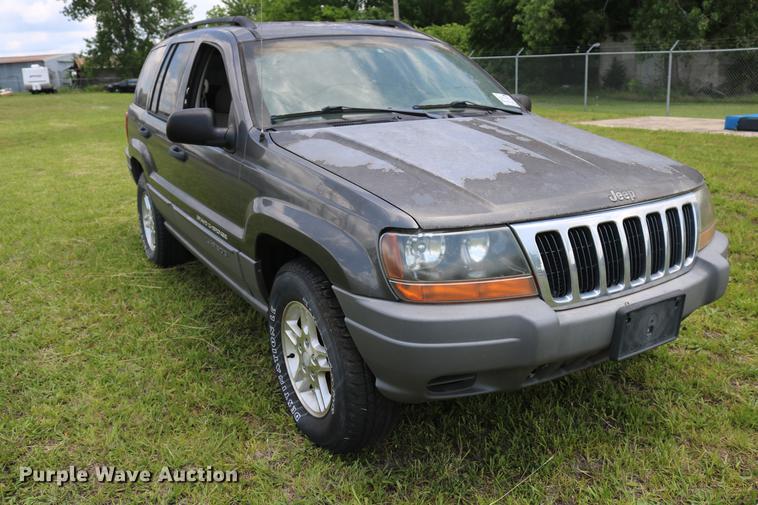 image for item DD8228 2002 Jeep Grand Cherokee SUV