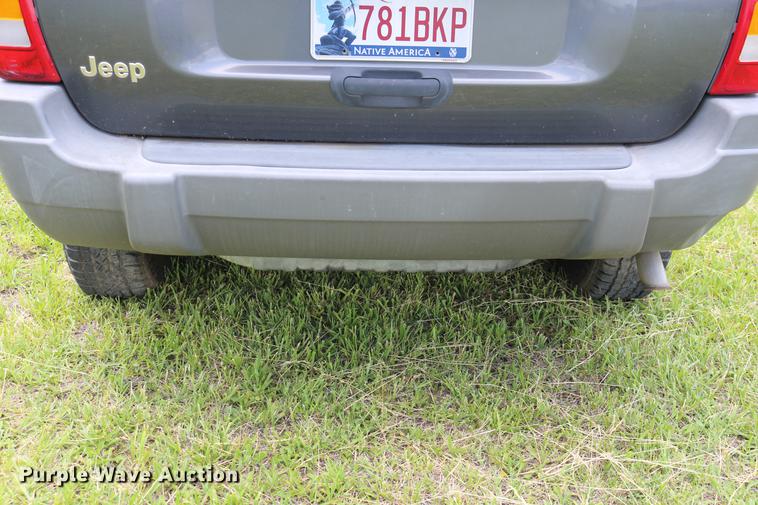 image for item DD8228 2002 Jeep Grand Cherokee SUV