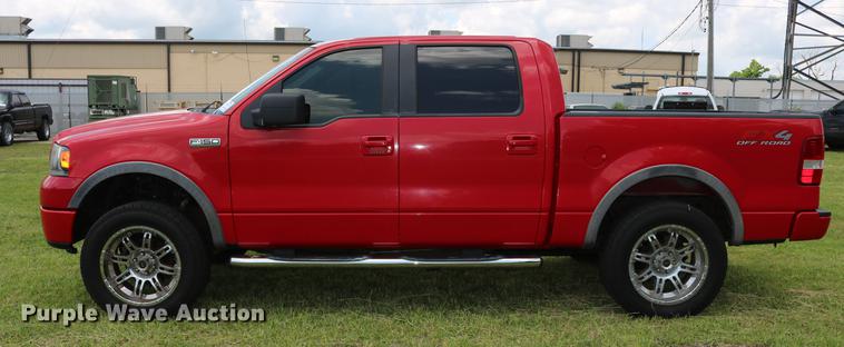 image for item DD8229 2007 Ford F150 SuperCrew pickup truck
