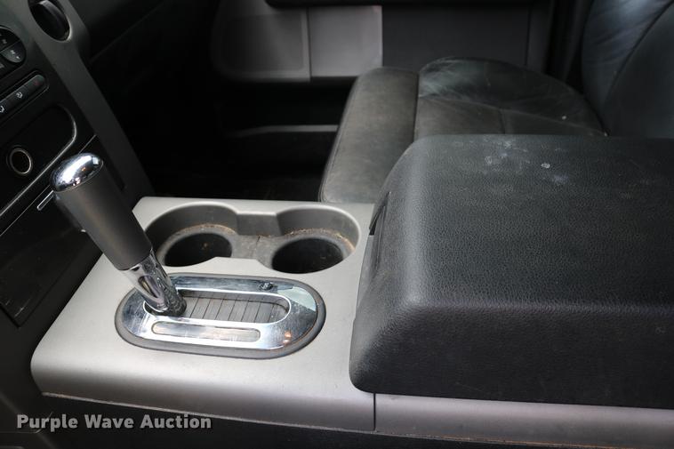 image for item DD8229 2007 Ford F150 SuperCrew pickup truck