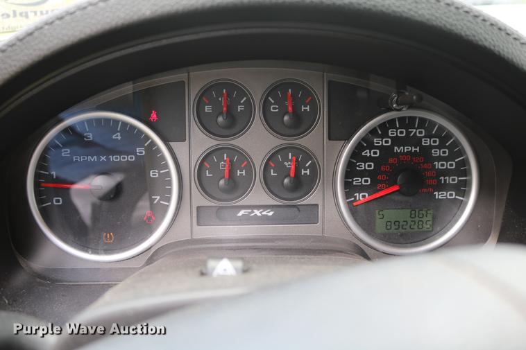 image for item DD8229 2007 Ford F150 SuperCrew pickup truck