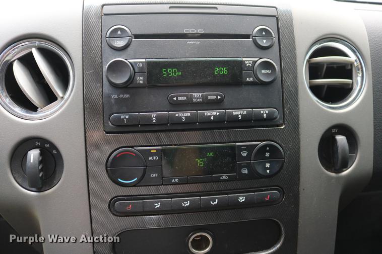 image for item DD8229 2007 Ford F150 SuperCrew pickup truck