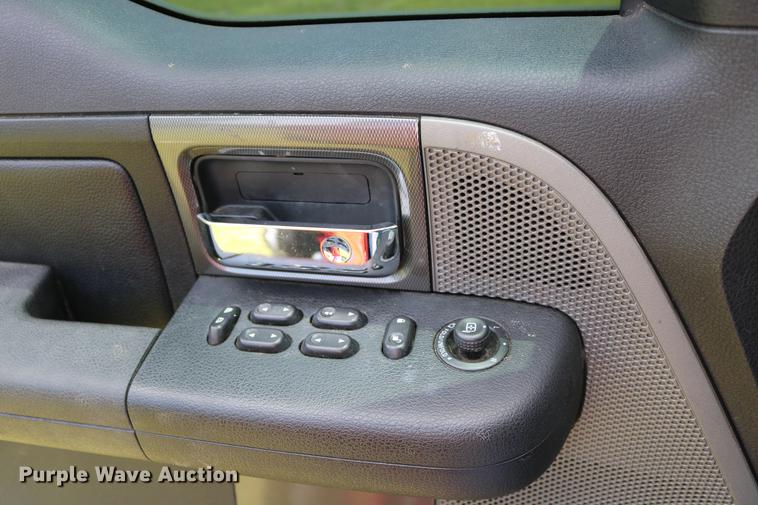 image for item DD8229 2007 Ford F150 SuperCrew pickup truck