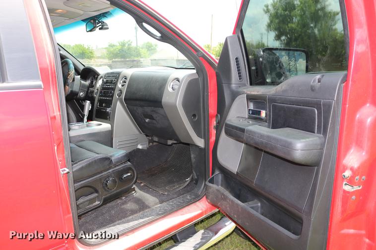 image for item DD8229 2007 Ford F150 SuperCrew pickup truck