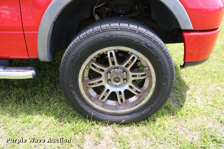 image for item DD8229 2007 Ford F150 SuperCrew pickup truck