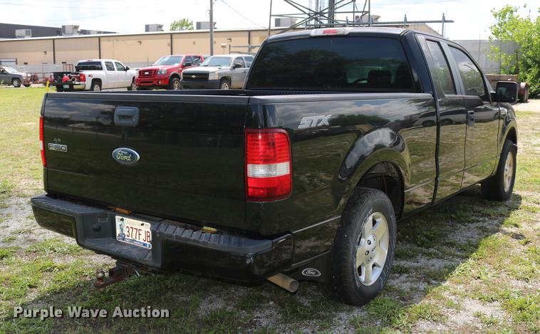 image for item DD8230 2007 Ford F150 SuperCab pickup truck