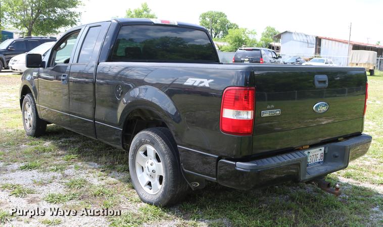 image for item DD8230 2007 Ford F150 SuperCab pickup truck