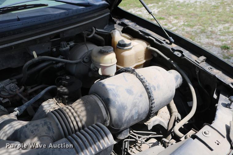 image for item DD8230 2007 Ford F150 SuperCab pickup truck