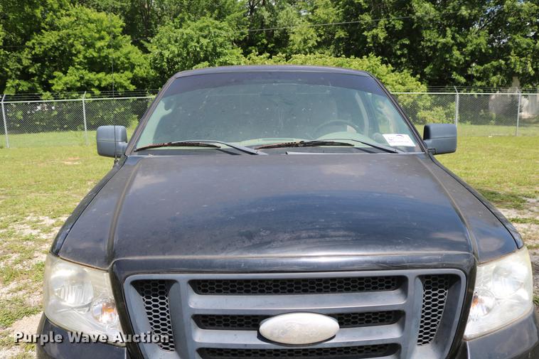 image for item DD8230 2007 Ford F150 SuperCab pickup truck