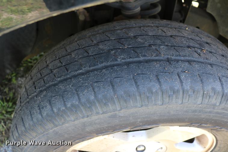 image for item DD8230 2007 Ford F150 SuperCab pickup truck