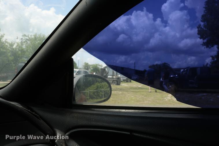 image for item DD8231 1995 Ford Mustang convertible