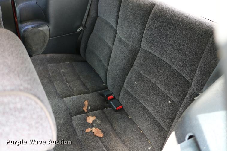 image for item DD8231 1995 Ford Mustang convertible