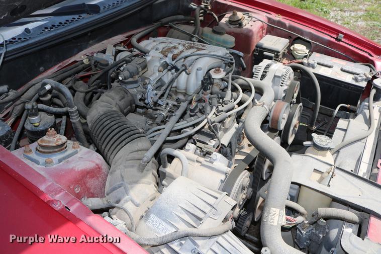 image for item DD8231 1995 Ford Mustang convertible