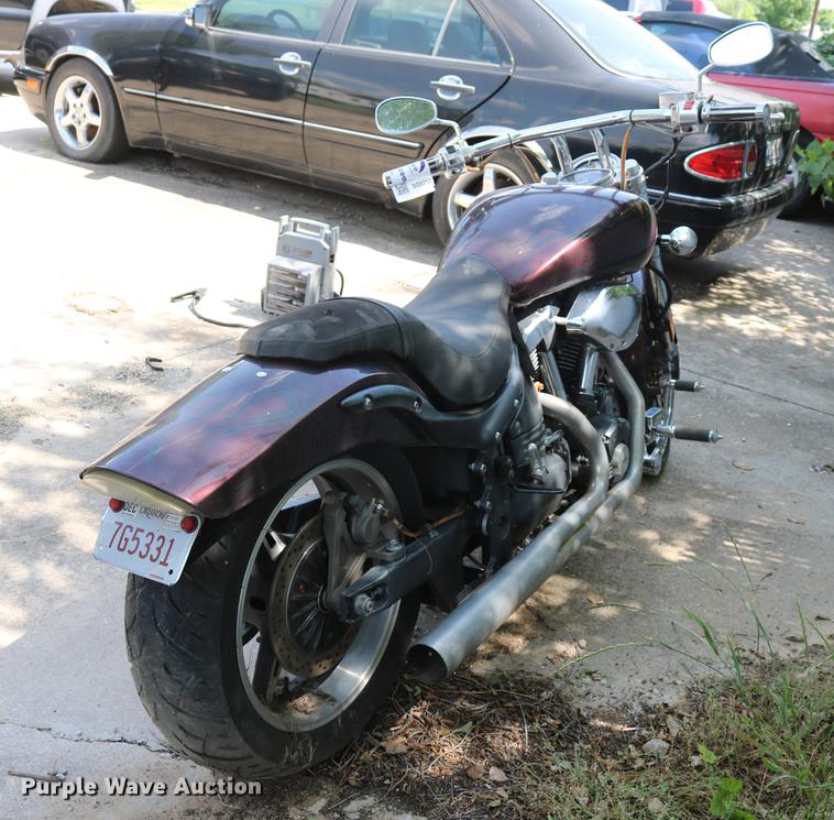 image for item DD8232 2002 Yamaha Road Warrior motorcycle