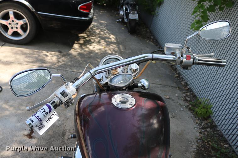 image for item DD8232 2002 Yamaha Road Warrior motorcycle