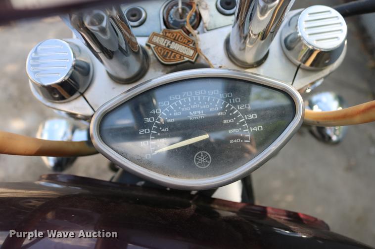 image for item DD8232 2002 Yamaha Road Warrior motorcycle