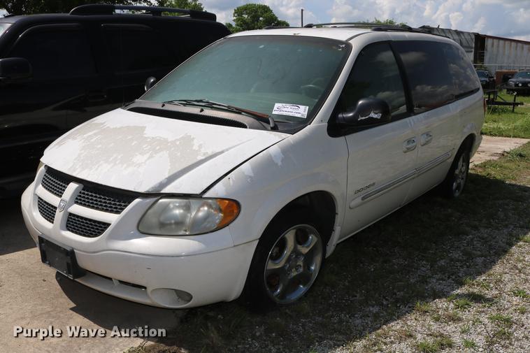 image for item DD8235 2001 Dodge Grand Caravan van