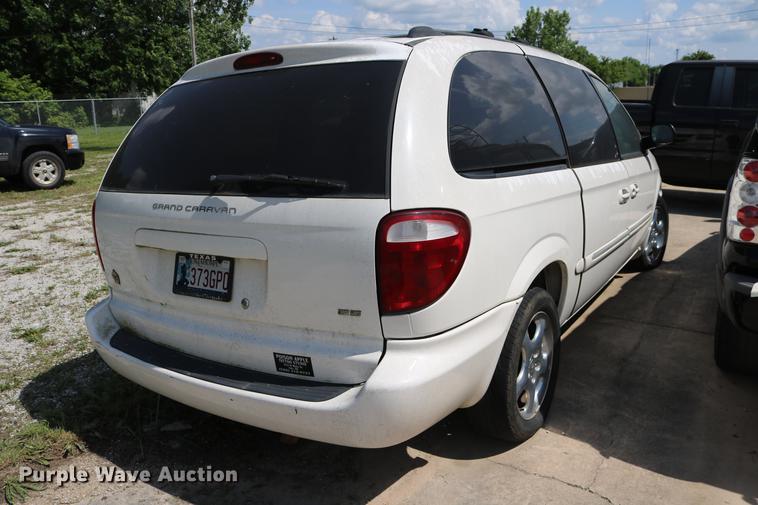 image for item DD8235 2001 Dodge Grand Caravan van