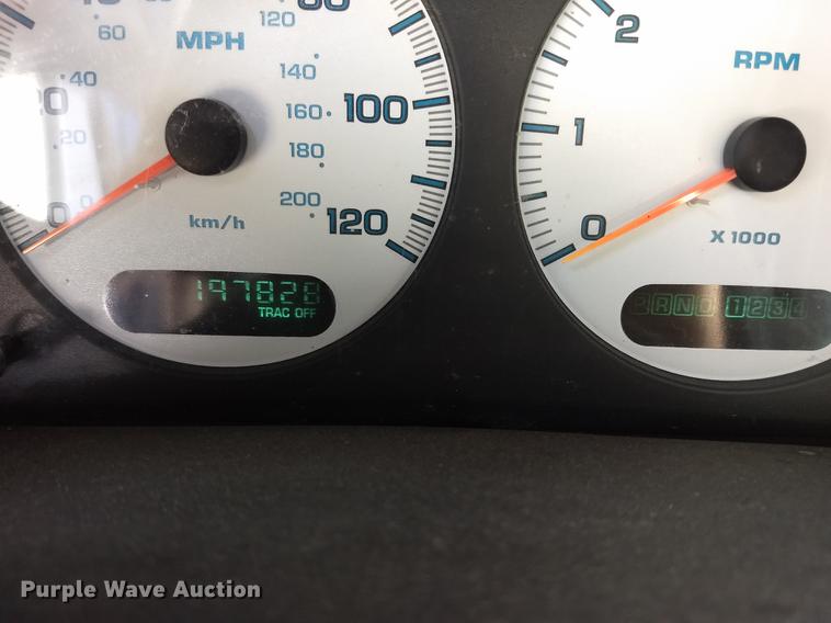 image for item DD8235 2001 Dodge Grand Caravan van