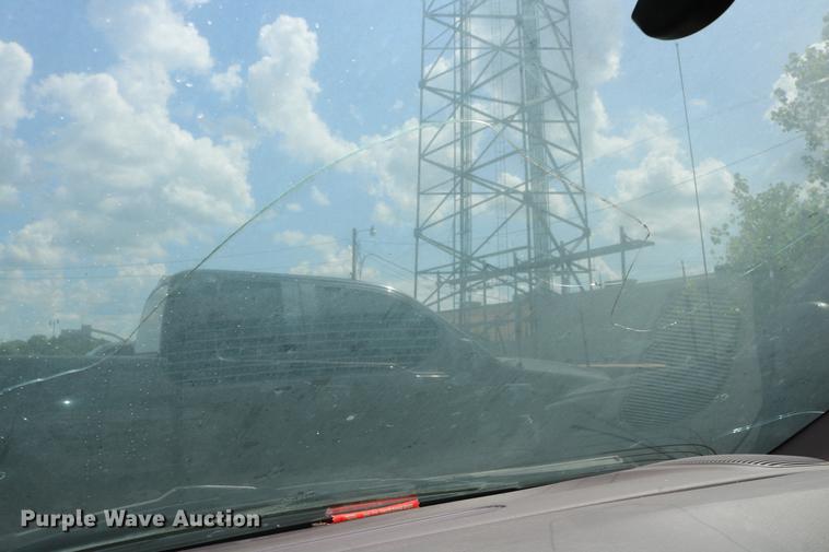 image for item DD8235 2001 Dodge Grand Caravan van