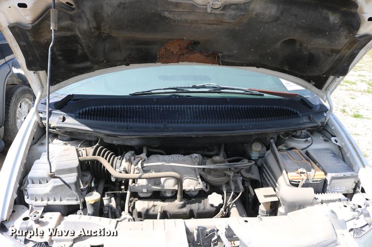 image for item DD8235 2001 Dodge Grand Caravan van