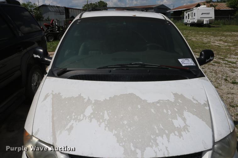 image for item DD8235 2001 Dodge Grand Caravan van