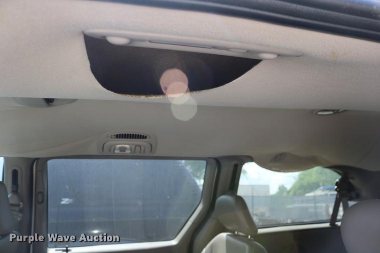 image for item DD8235 2001 Dodge Grand Caravan van