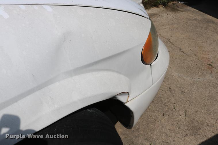 image for item DD8235 2001 Dodge Grand Caravan van