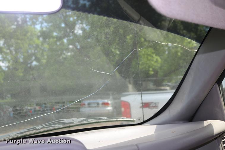 image for item DD8238 1999 GMC Sierra 1500 Ext. Cab pickup truck