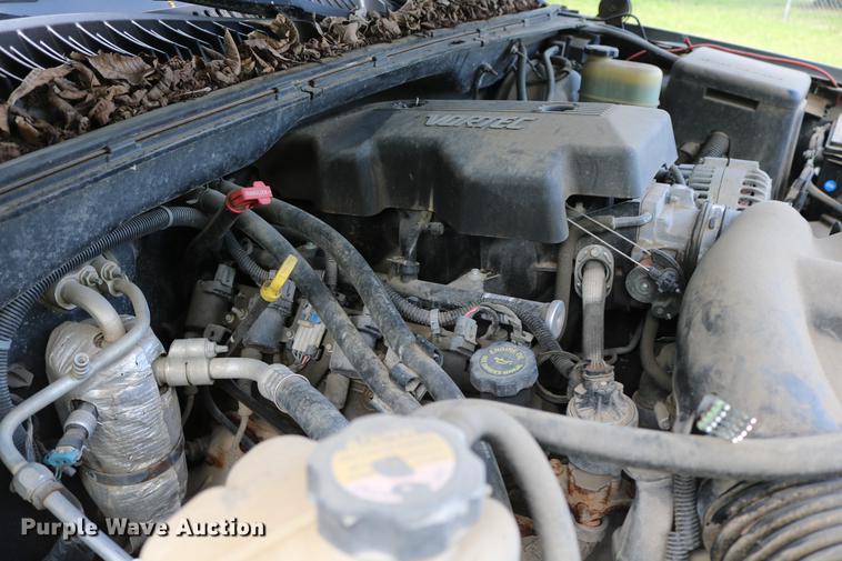 image for item DD8238 1999 GMC Sierra 1500 Ext. Cab pickup truck