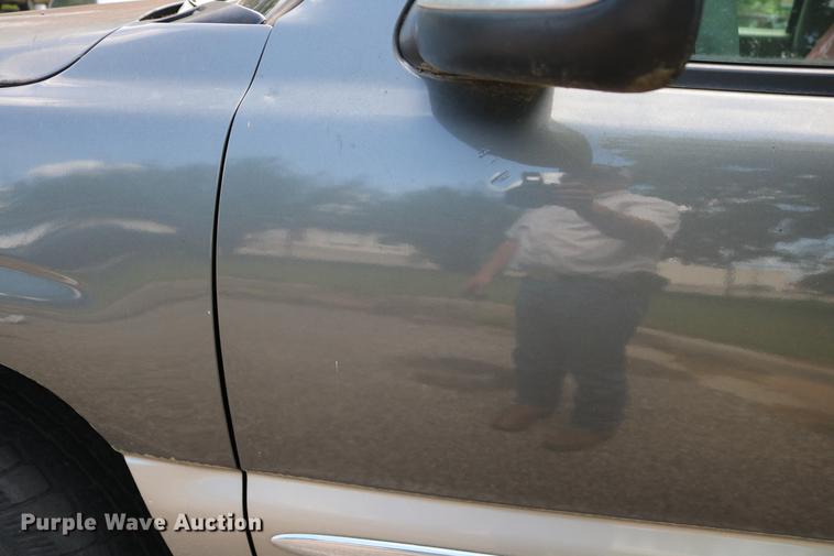 image for item DD8238 1999 GMC Sierra 1500 Ext. Cab pickup truck